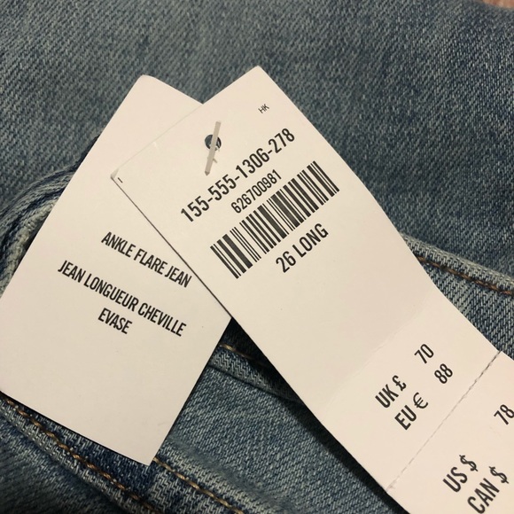 NWT Abercrombie & Fitch brand  women’s Denim Jeans - Picture 4 of 8